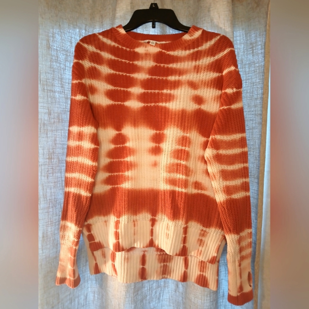 Time and True women's medium long sleeve orange and white sweater 🤎🤍 - Picture 1 of 4